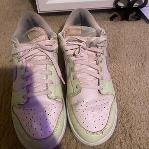 Nike dunks women 10